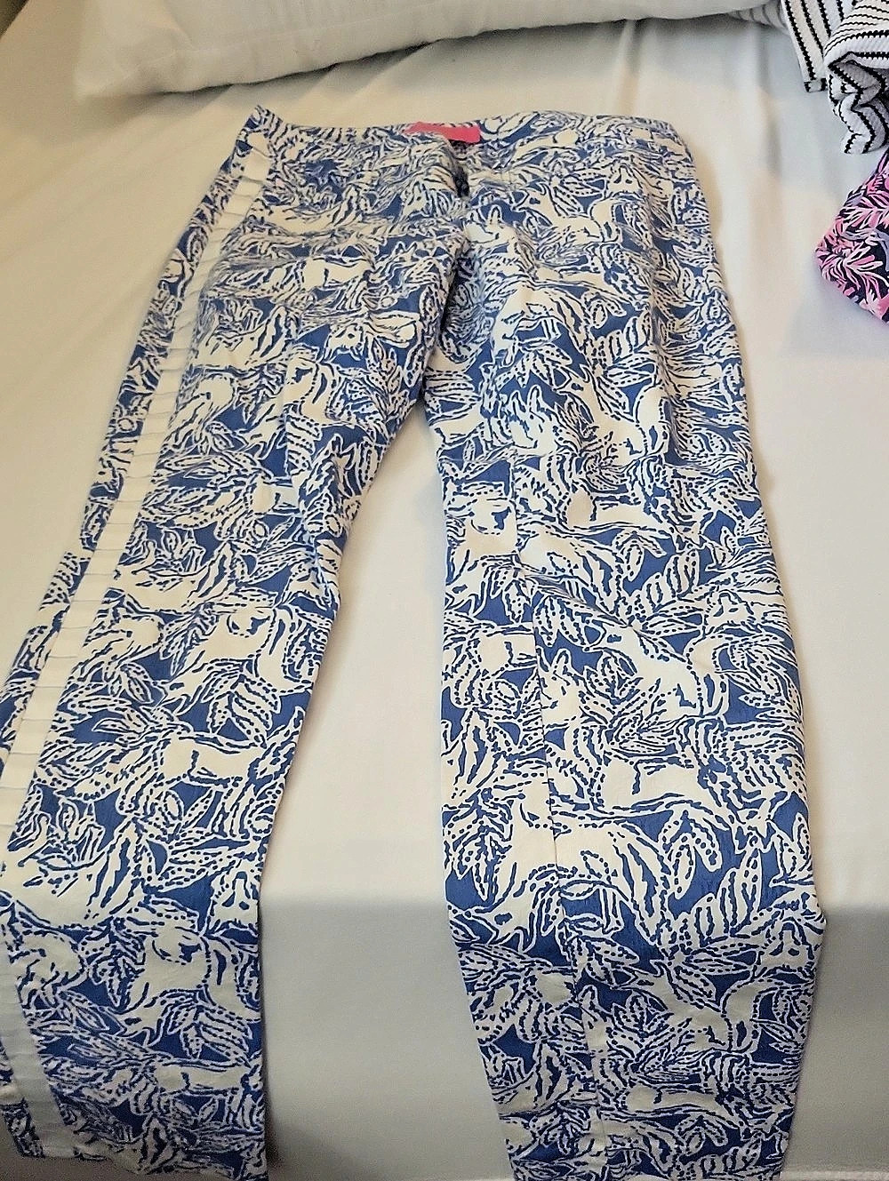 Lilly Pulitzer Floral Straight Leg Pants Blue & White Size 0